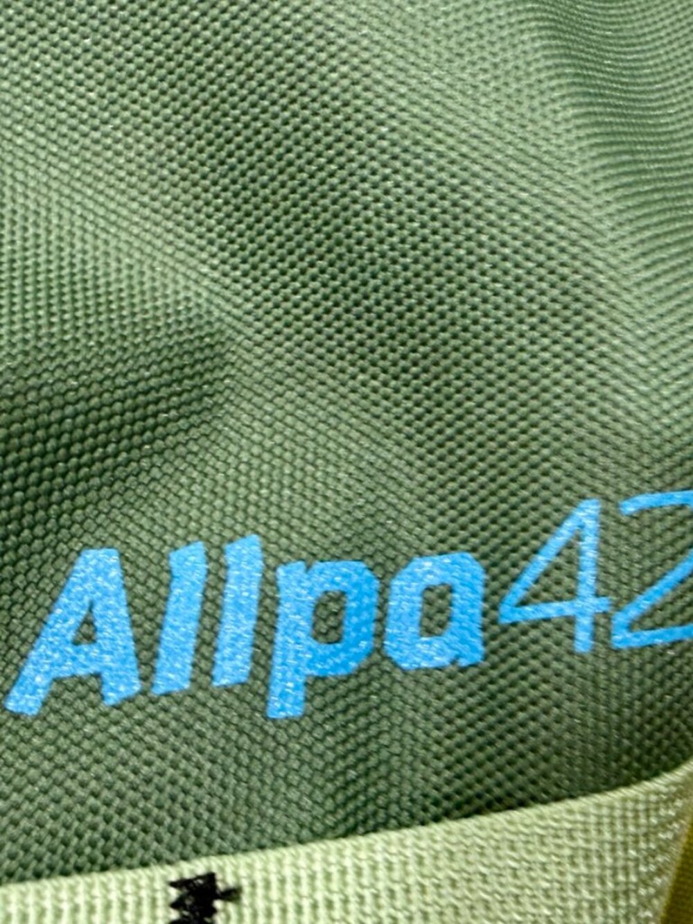 NWT Cotopaxi Allpa 42L Travel Backpack Bag Hiking Carryon Gear Camping w Cover - Picture 3 of 8